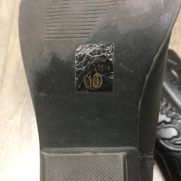 Soda Chic Black Heeled Boots - Picture 8 of 12